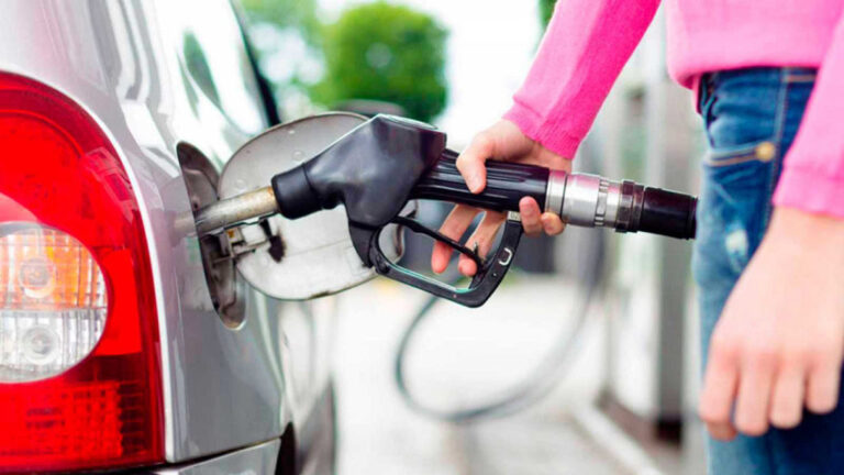 Gobierno dispone subsidio 186 millones evita alza combustibles