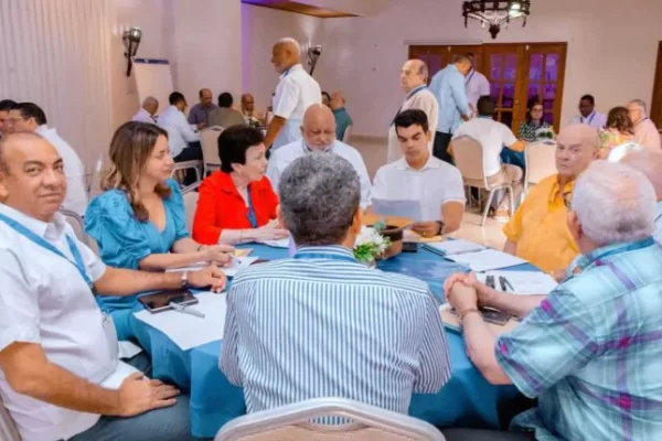 PRM define en Jarabacoa lineamientos políticos hacia las elecciones de 2028